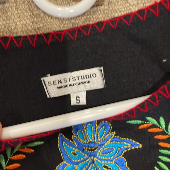 Embroidered Black Maxi Dress - Picture 3 of 4